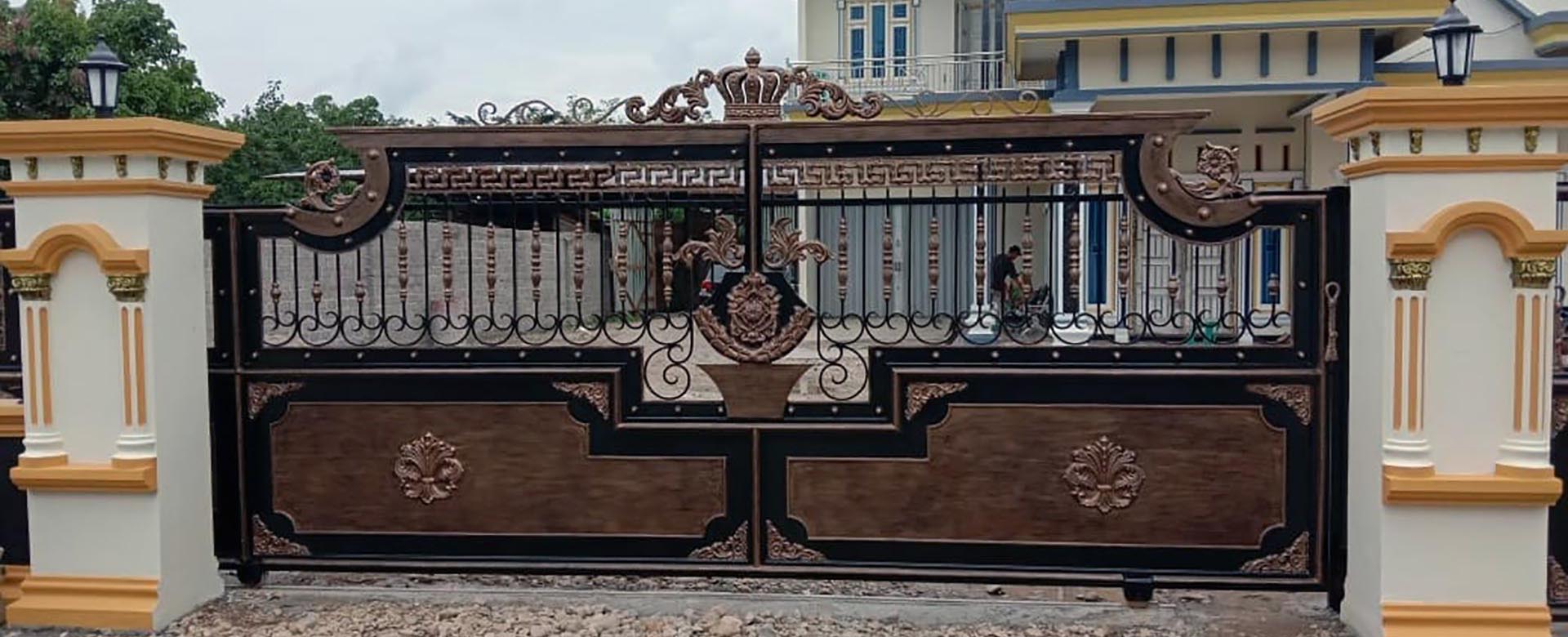 Pagar Klasik Palembang, Bengkel las Kharisma Baja, Jasa konstruksi dan bangunan. bengkel las, kharisma baja, pagar baja, pagar klasik, pagar balkon, reling tangga, tralis, baja ringan
